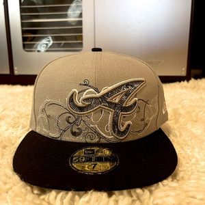 Atlanta Braves New Era 59fifty, Unique Logo Design. Fitted Size 7